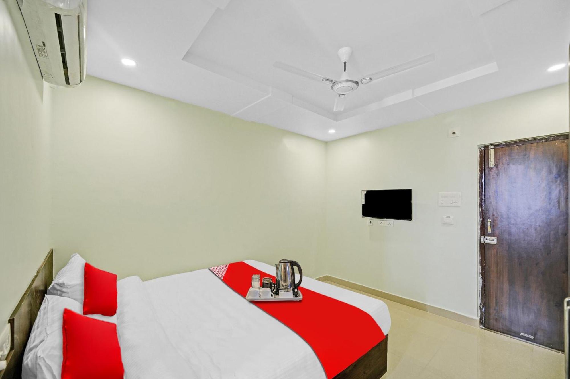 Hotel O Vrk Residency Kurmannapalem Extérieur photo